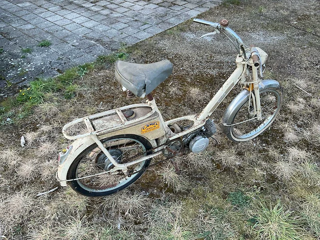 Peugeot 102 brommer - afbeelding 9 van  14