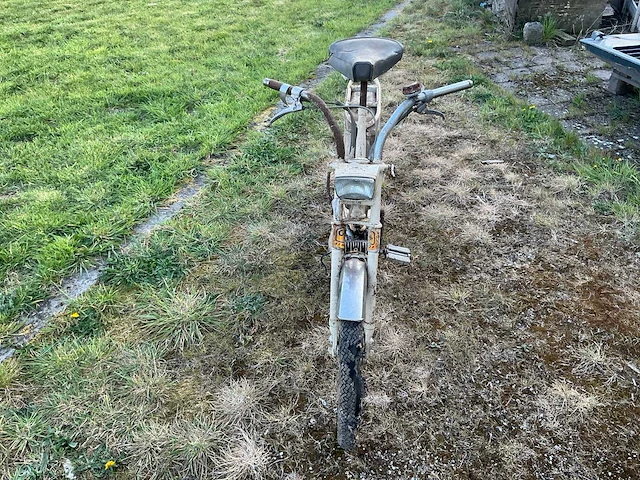 Peugeot 102 brommer - afbeelding 11 van  14
