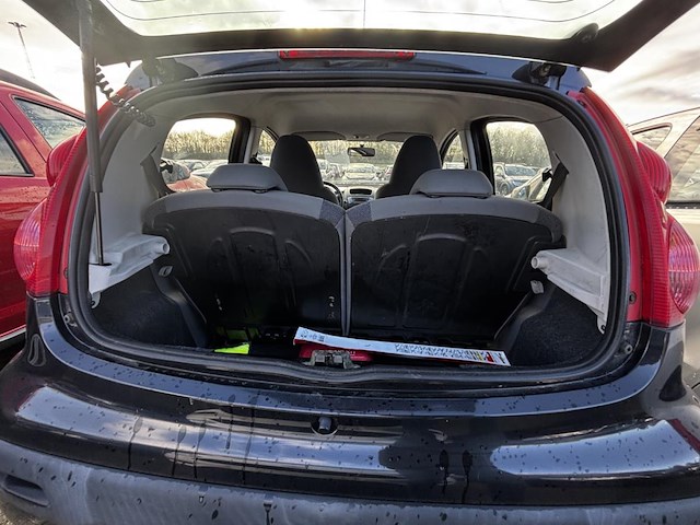 Peugeot 107 1.0i 12v trendy,2008 - afbeelding 11 van  27