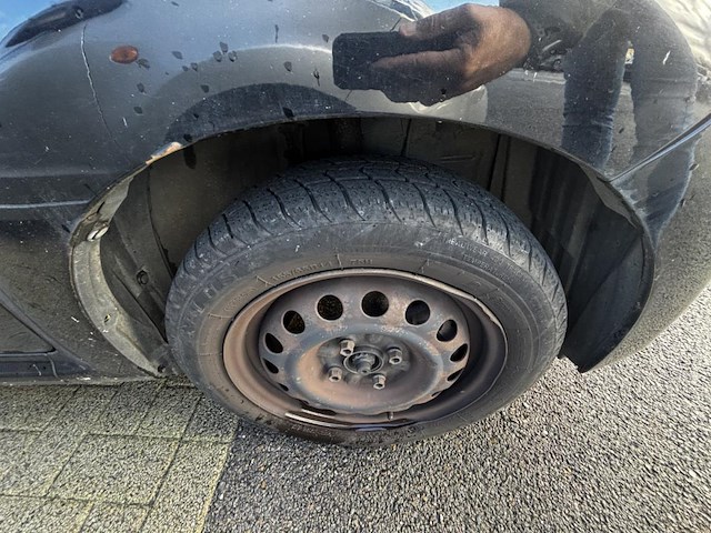 Peugeot 107 1.0i 12v trendy,2008 - afbeelding 16 van  27