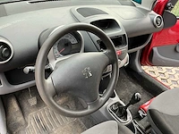 Peugeot 107 personenauto benzine - afbeelding 17 van  22