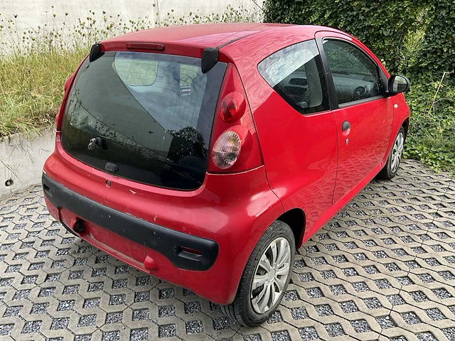 Peugeot 107 personenauto benzine - afbeelding 4 van  22