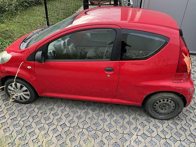 Peugeot 107 personenauto benzine - afbeelding 9 van  22