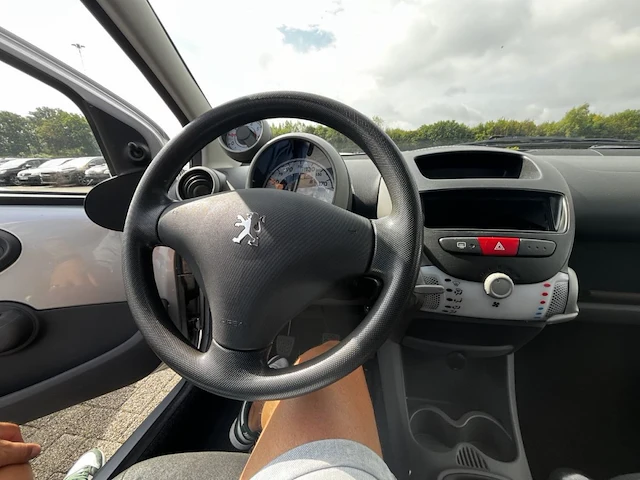 Peugeot 107,2010 - afbeelding 30 van  31