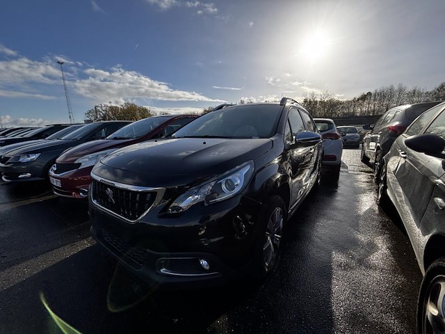 Peugeot 2008 1.2i puretech style,2017 - afbeelding 1 van  29