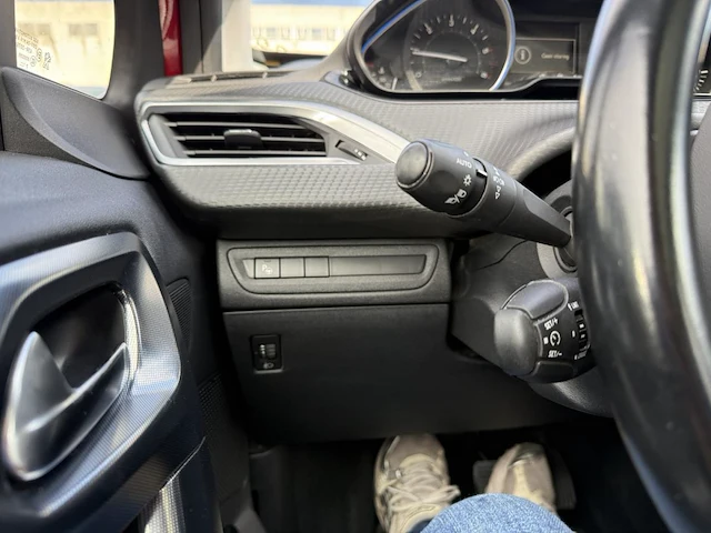 Peugeot 2008 1.6 bluehdi allure 100,2018 - afbeelding 8 van  23