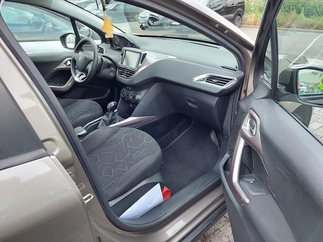 Peugeot 2008 2008 1.2i puretech active 82, 2014 - afbeelding 5 van  37