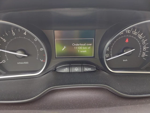 Peugeot 2008 2008 1.2i puretech active 82, 2014 - afbeelding 7 van  37