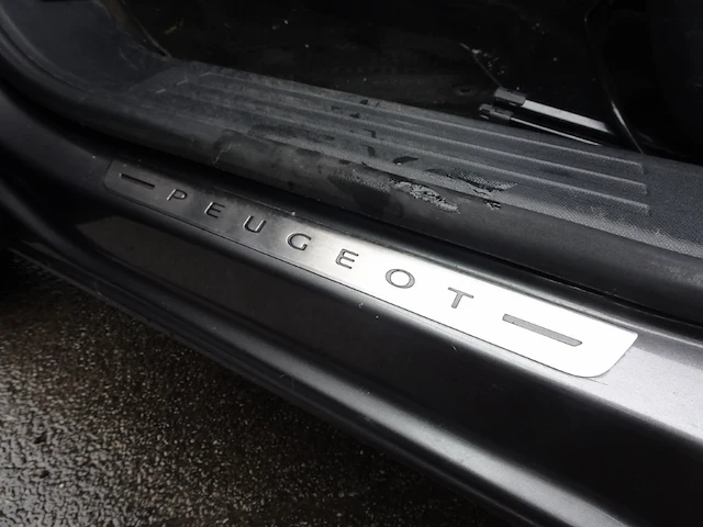 Peugeot 2008 - afbeelding 9 van  42