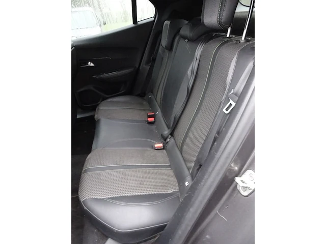Peugeot 2008 - afbeelding 11 van  42