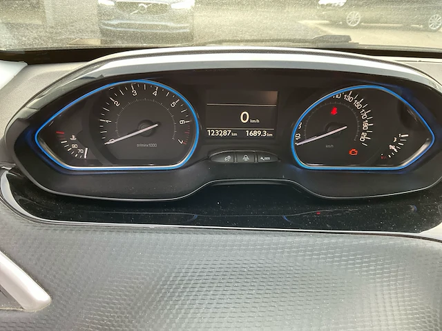 Peugeot 2008 - afbeelding 3 van  14