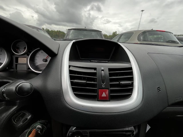 Peugeot 206+ 1.4i trendy 75, 2009 - afbeelding 31 van  33