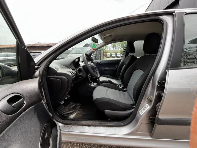 Peugeot 206, 2003 - afbeelding 13 van  41