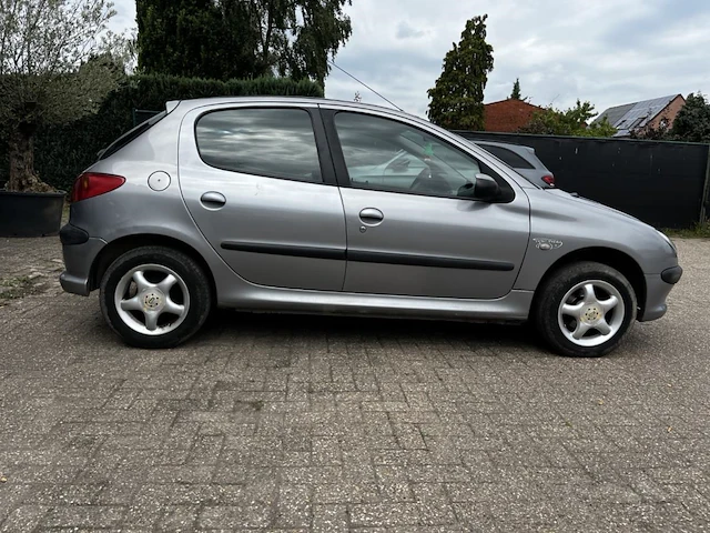 Peugeot 206, 2003 - afbeelding 34 van  41