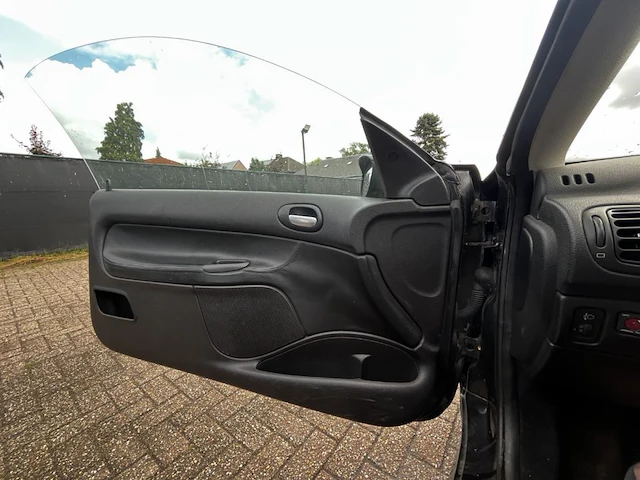 Peugeot 206 cc, 2004 - afbeelding 13 van  36