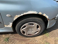 Peugeot 206 personenauto - afbeelding 14 van  27