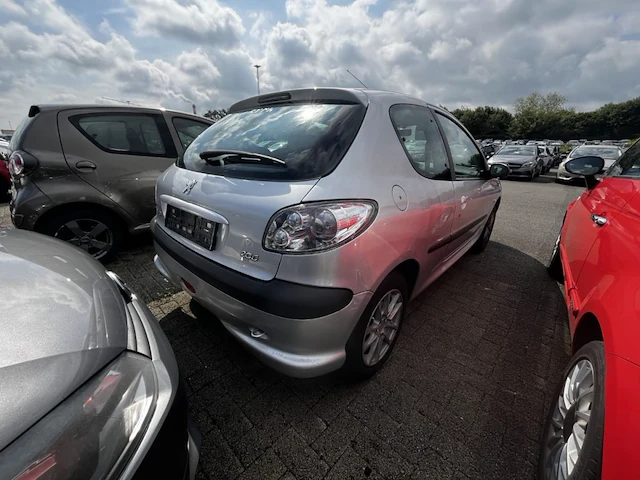 Peugeot 206,2003 - afbeelding 23 van  28