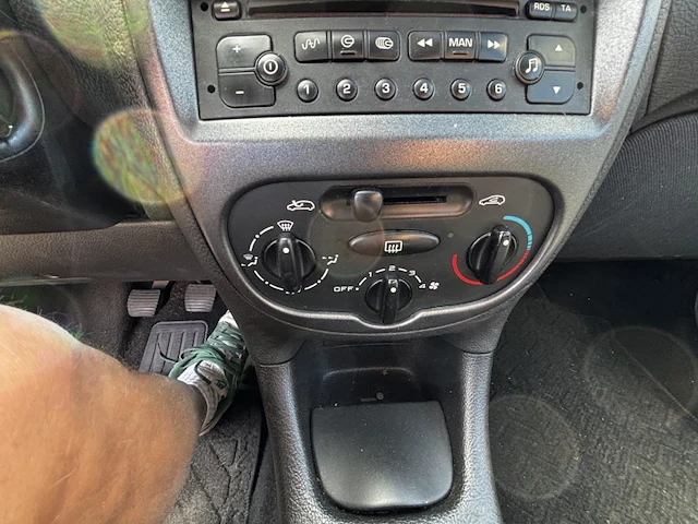 Peugeot 206,2004 - afbeelding 3 van  30