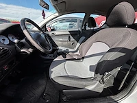 Peugeot 206,2004 - afbeelding 28 van  30