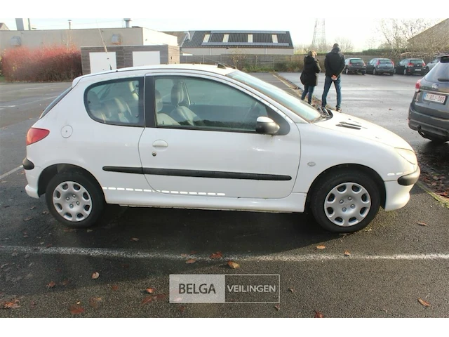 Peugeot 206 - afbeelding 10 van  23