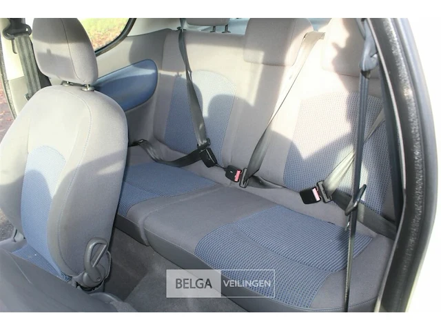 Peugeot 206 - afbeelding 16 van  23