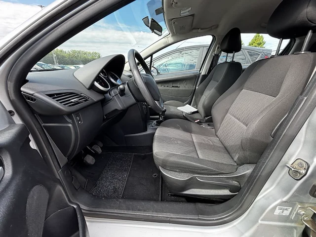 Peugeot 207 1.4i urban 73,2011 - afbeelding 8 van  34