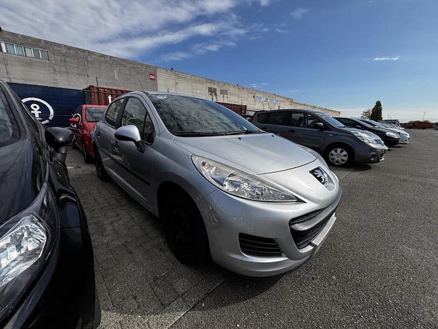 Peugeot 207 1.4i urban 73,2011 - afbeelding 23 van  34