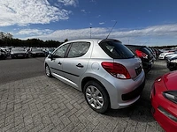 Peugeot 207 1.4i urban 73,2011 - afbeelding 30 van  34