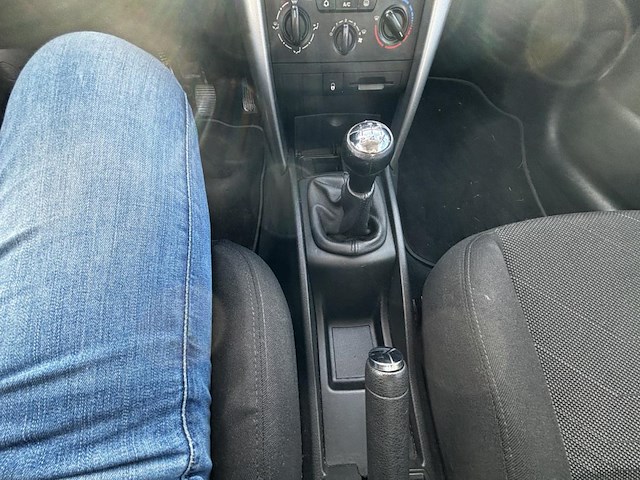 Peugeot 207 1.6 hdi trendy,2006 - afbeelding 8 van  35