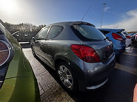 Peugeot 207 1.6 hdi trendy,2006 - afbeelding 32 van  35