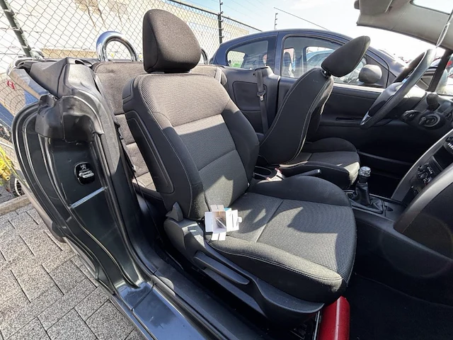 Peugeot 207 cc 1.6i 120,2010 - afbeelding 14 van  29