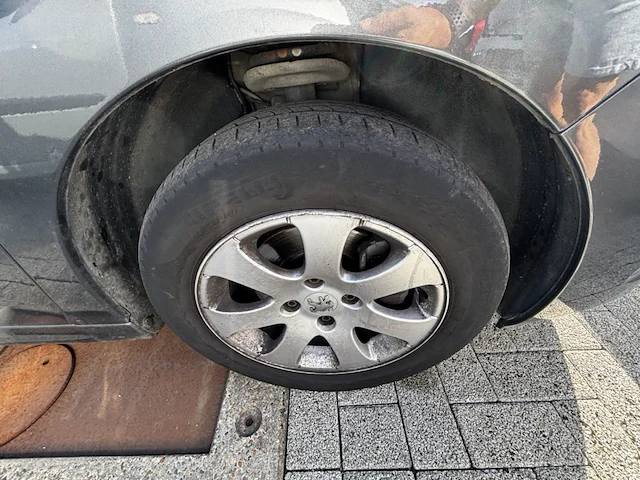 Peugeot 207 cc 1.6i 120,2010 - afbeelding 15 van  29