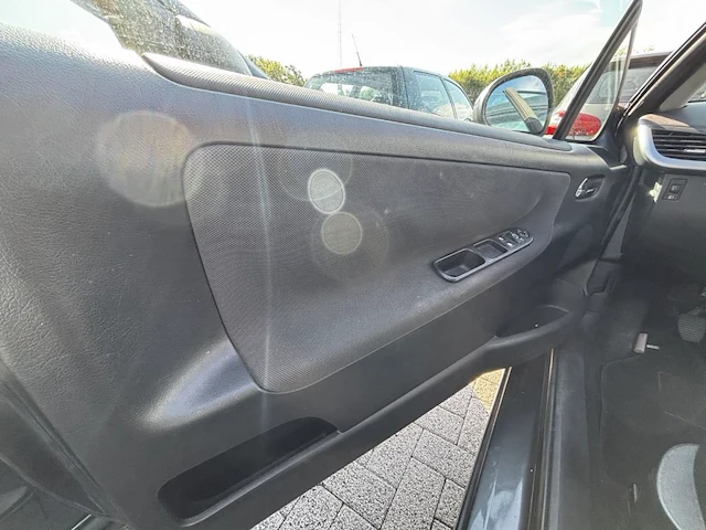 Peugeot 207 cc 1.6i 120,2010 - afbeelding 26 van  29