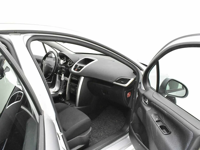 Peugeot 207 sport 1.4vti - afbeelding 21 van  41