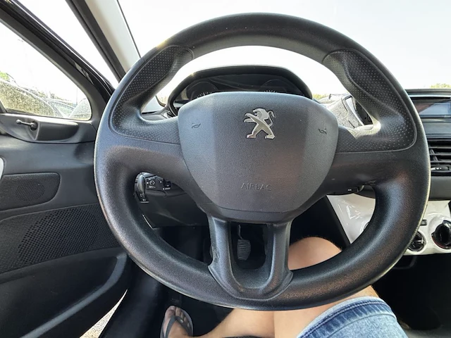 Peugeot 208 1.0i like 68, 2014 - afbeelding 12 van  31