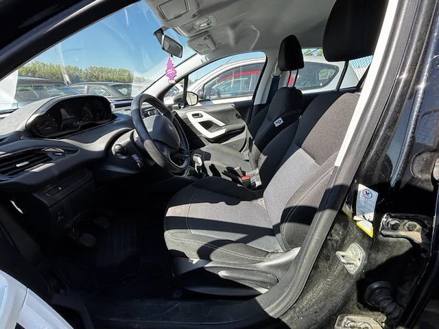 Peugeot 208 1.0i like 68, 2014 - afbeelding 17 van  31