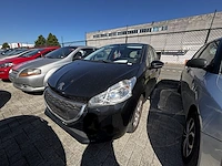 Peugeot 208 1.0i like 68, 2014 - afbeelding 1 van  31