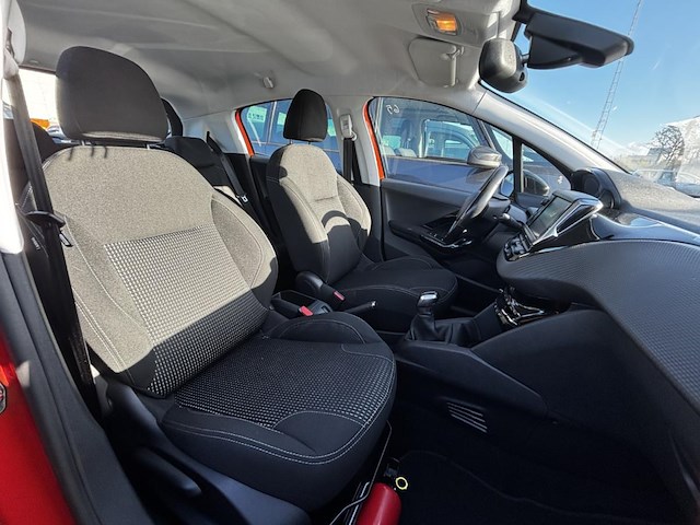 Peugeot 208 1.2 puretech allure s&s,2015 - afbeelding 15 van  27