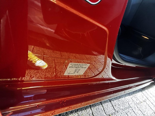 Peugeot 208 1.2 puretech allure s&s,2015 - afbeelding 17 van  27