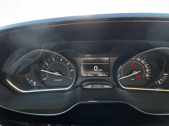 Peugeot 208 1.2 puretech allure s&s,2015 - afbeelding 27 van  27