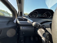 Peugeot 208 1.2i allure 82, 2014 - afbeelding 13 van  28