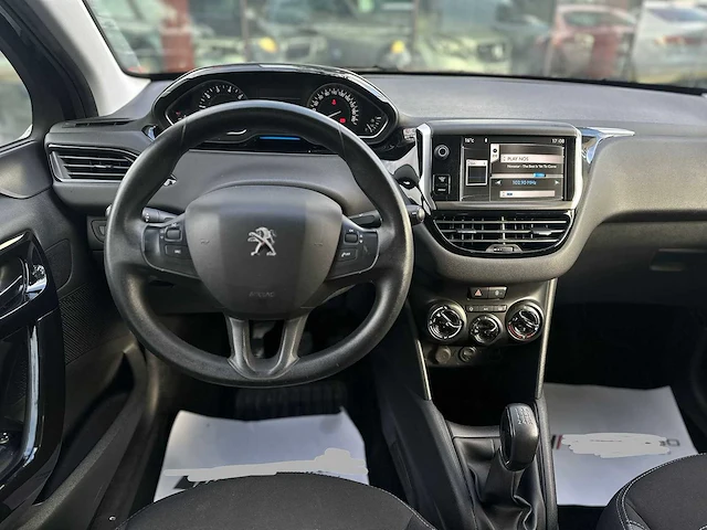 Peugeot 208 ,2012 - afbeelding 7 van  19