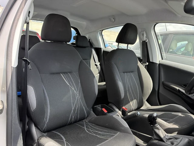 Peugeot 208, 2013 - afbeelding 16 van  25