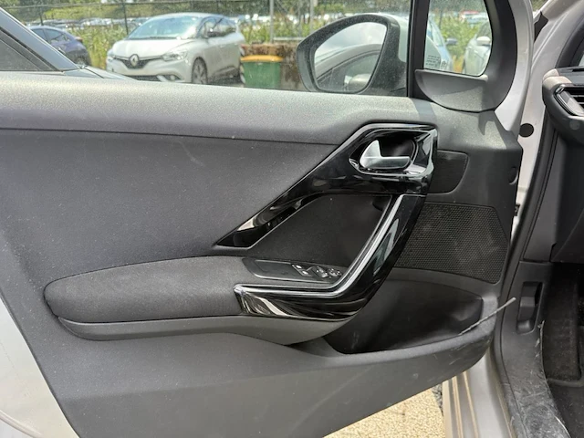 Peugeot 208, 2013 - afbeelding 22 van  25