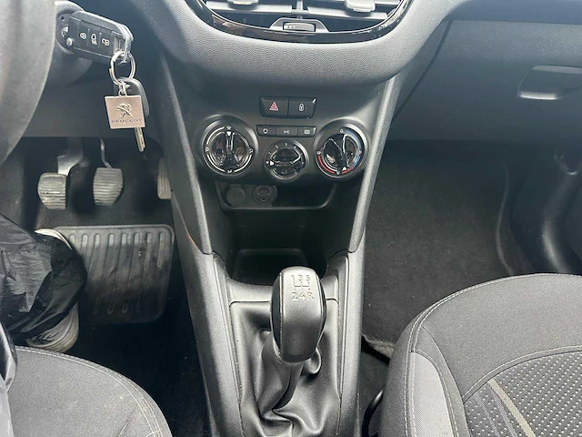 Peugeot 208, 2014 - afbeelding 20 van  38