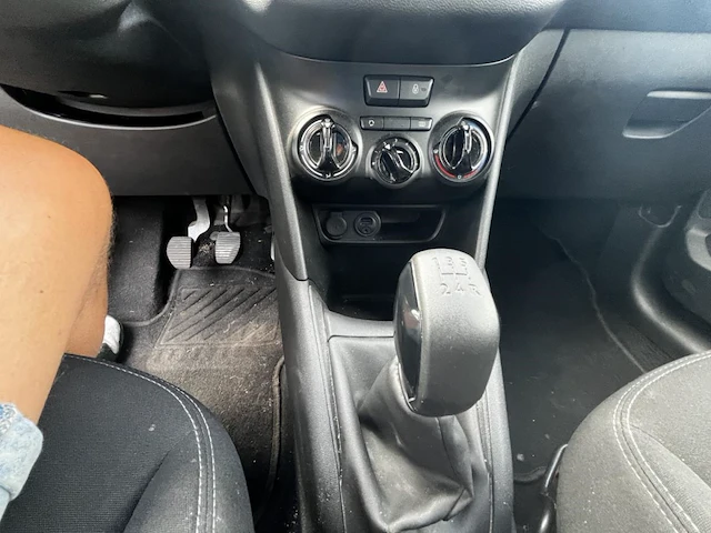 Peugeot 208 access,2010 - afbeelding 3 van  25