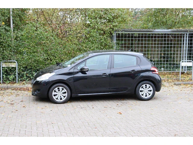 Peugeot 208 benzine 82pk 2014 (marge) - afbeelding 1 van  1