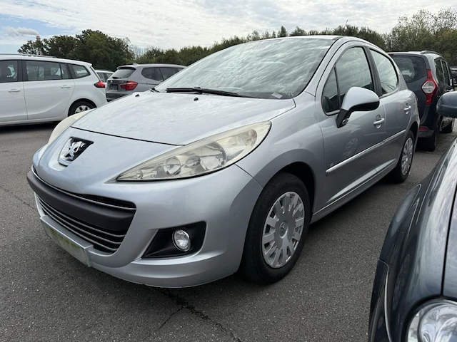 Peugeot 208,2011 - afbeelding 1 van  33