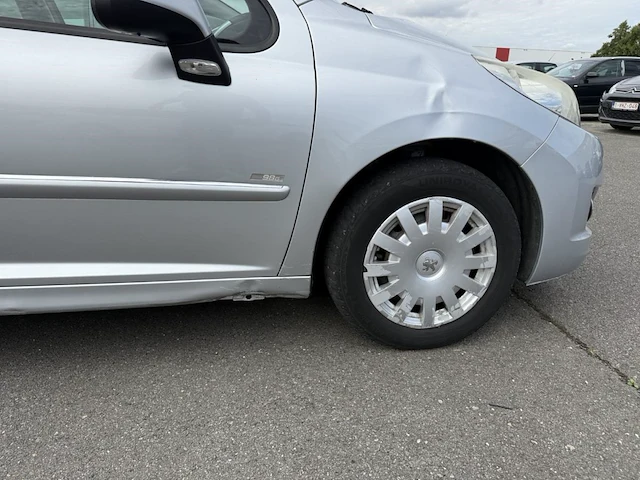 Peugeot 208,2011 - afbeelding 28 van  33