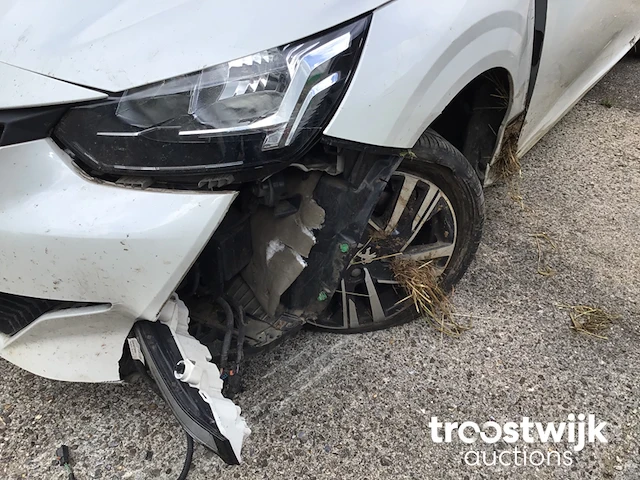 Peugeot 208 - afbeelding 17 van  34